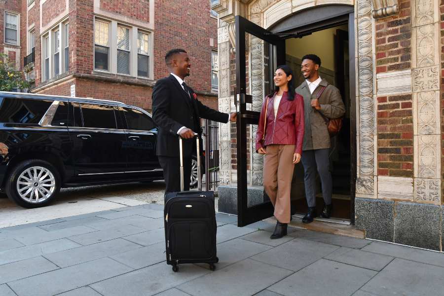 airport-transfers Airport Transportation - JFK, LaGuardia, Newark, PHL