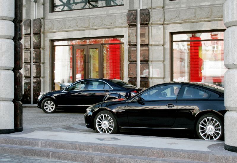 Various Ways Black Car Services Are Good for Business