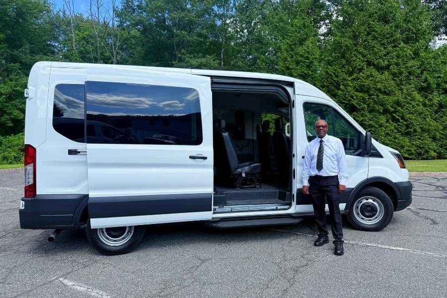 Reliable Newark airport shuttle service for transportation to and from New Jersey airports